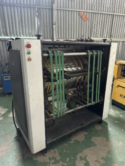 Máy phay rãnh hộp đẩy tay HR-1000II