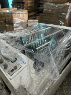 Alternative view of Máy cán nhiệt bán tự động YFMB-920L – Giải pháp hoàn thiện sau in tốc độ cao cho doanh nghiệp
